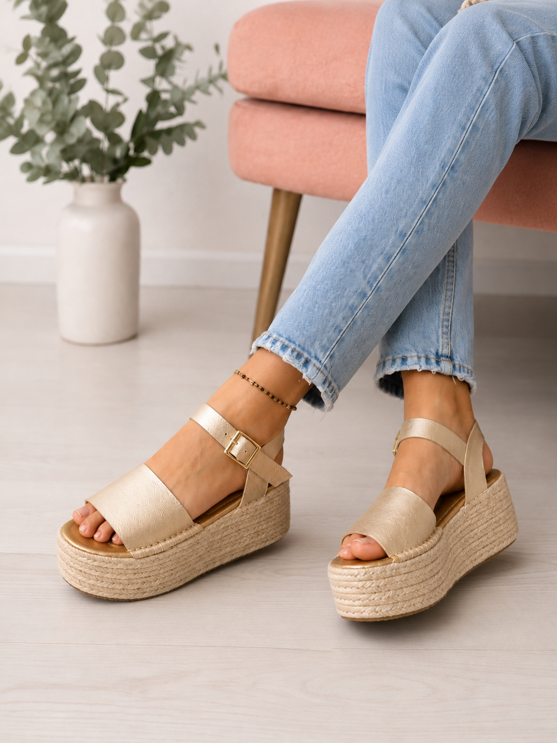 LAURA SANDALS