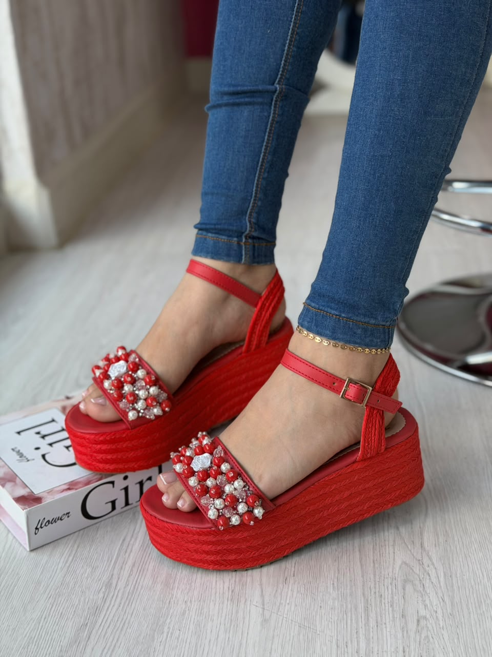 CORAL ROJA SANDALS