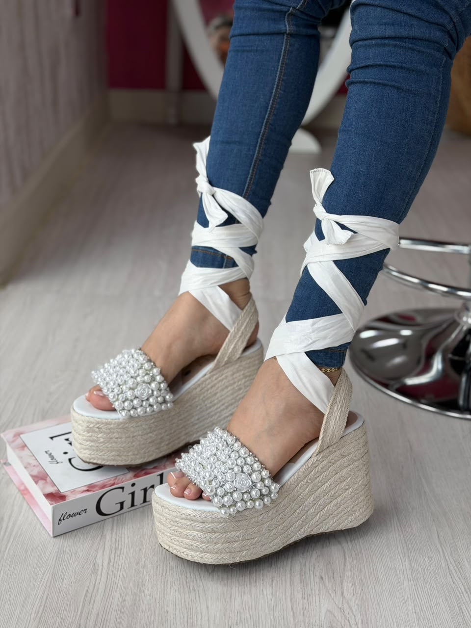 LEONORA SANDALS